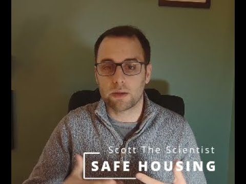 Scott Daniska presenting a video guide on finding environmentally safe housing.